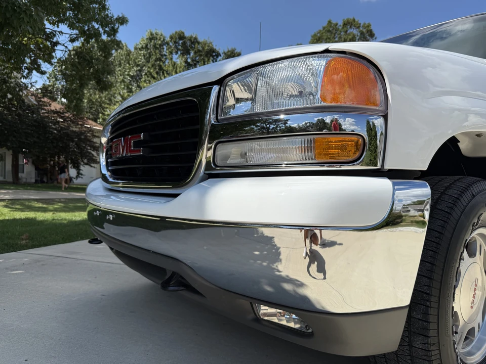 2002 GMC Yukon 2nd Gen - Image 17 of 31