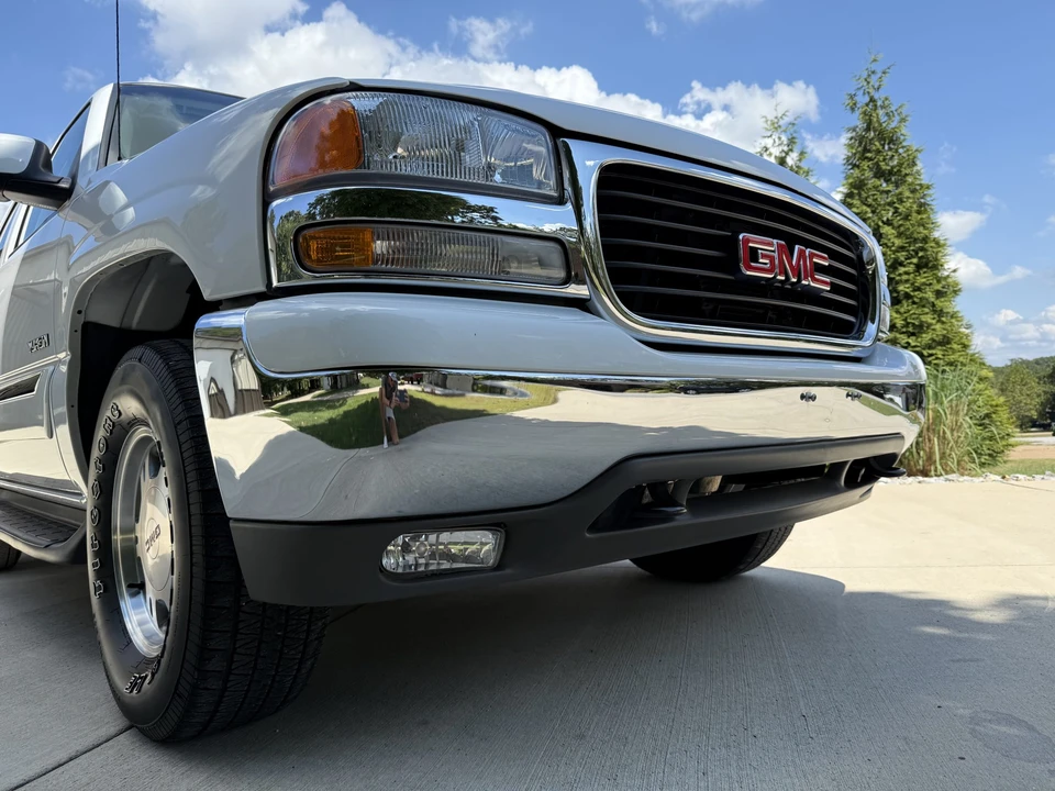 2002 GMC Yukon 2nd Gen - Image 18 of 31