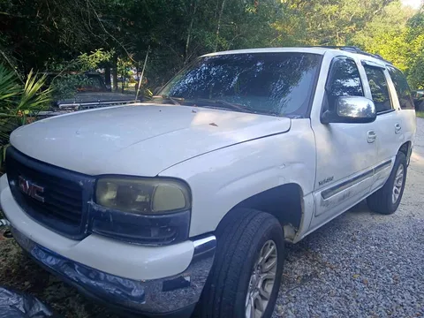 2002 GMC Yukon SL Sport Utility 4D
