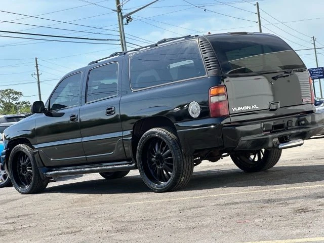 2002 GMC Yukon 2nd Gen - Image 12 of 19