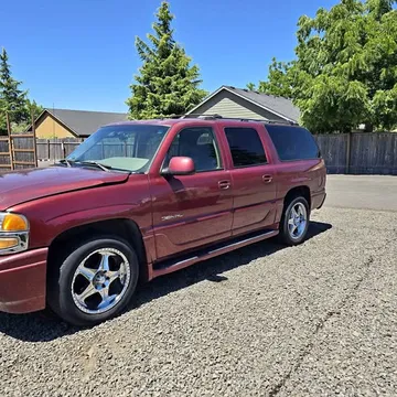 2002 GMC Yukon XL 1500 Denali Sport Utility 4D