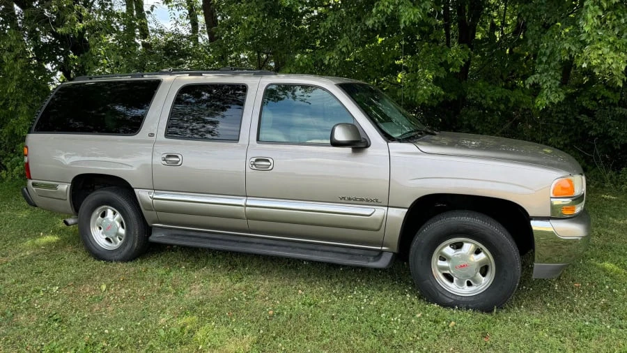 2002 GMC Yukon 2nd Gen - Image 7 of 15