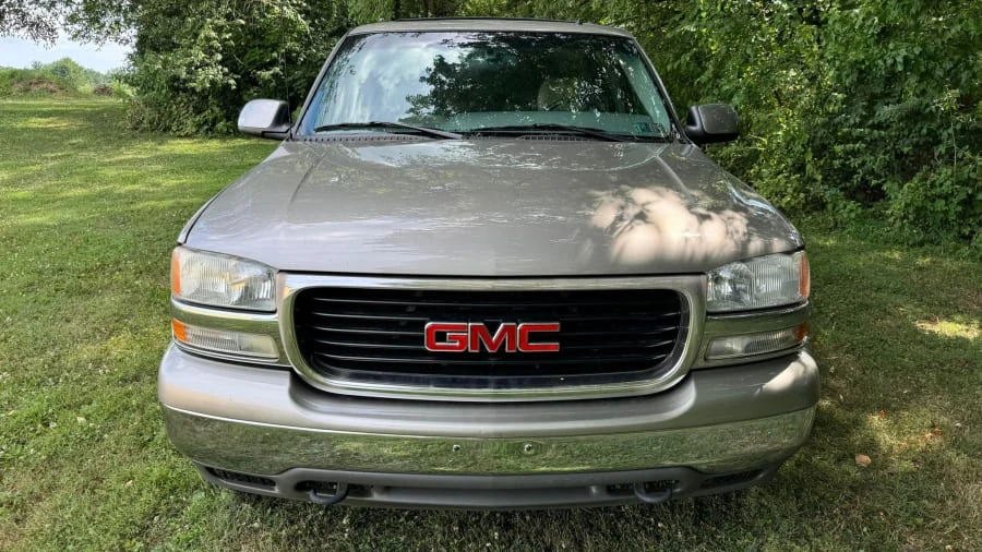 2002 GMC Yukon 2nd Gen - Image 4 of 15