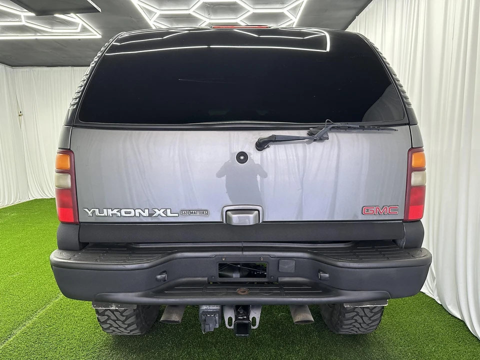 2002 GMC Yukon 2nd Gen - Image 25 of 31
