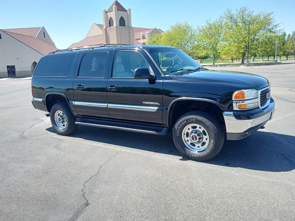 2002 GMC Yukon 2nd Gen - Image 7 of 31