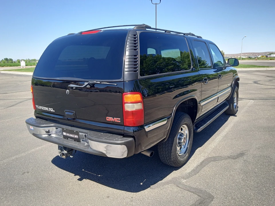 2002 GMC Yukon 2nd Gen - Image 10 of 31