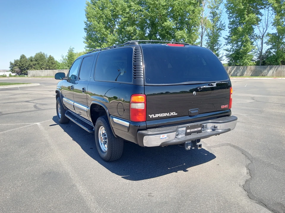 2002 GMC Yukon 2nd Gen - Image 12 of 31
