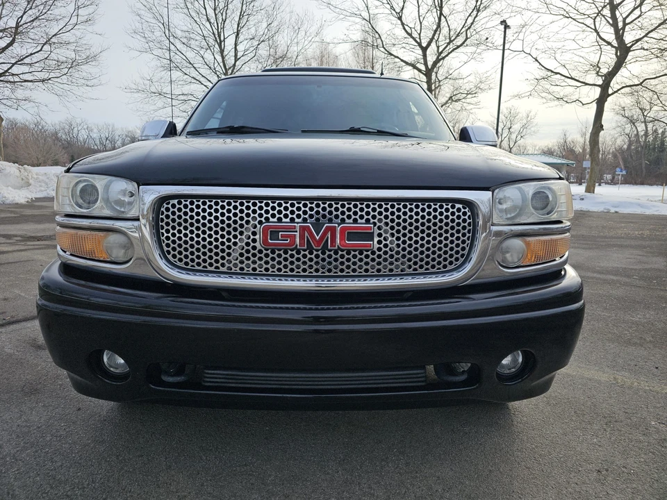 2002 GMC Yukon 2nd Gen - Image 21 of 31
