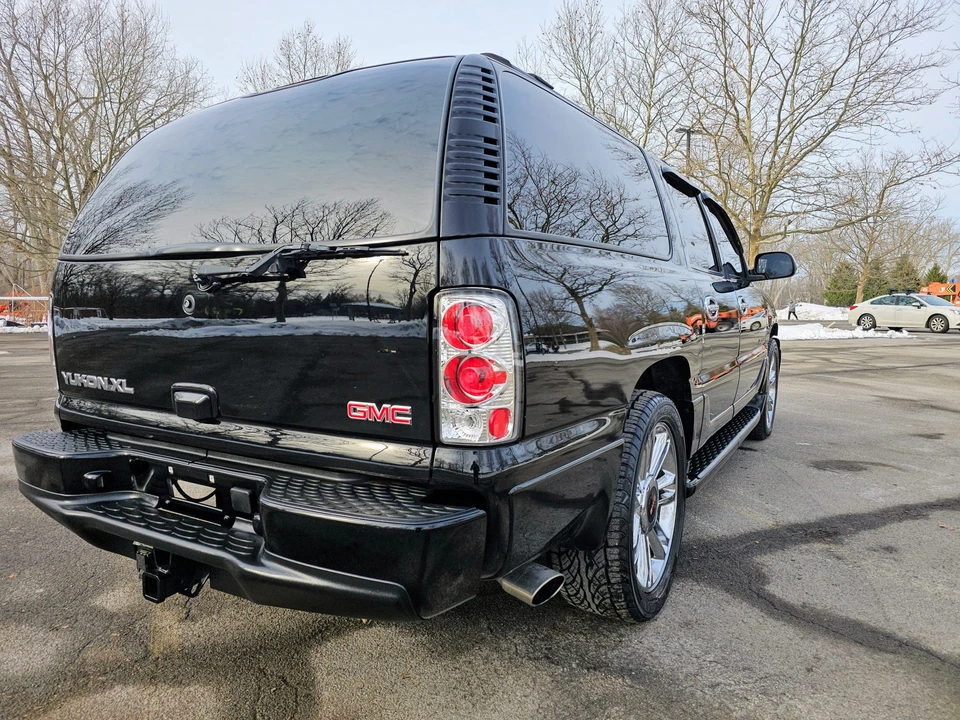 2002 GMC Yukon 2nd Gen - Image 13 of 31