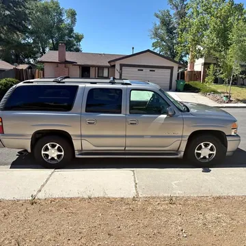 2002 GMC Yukon XL Denali