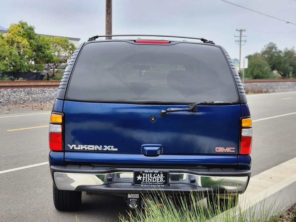 2002 GMC Yukon 2nd Gen - Image 16 of 31