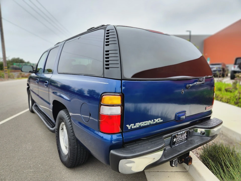 2002 GMC Yukon 2nd Gen - Image 14 of 31