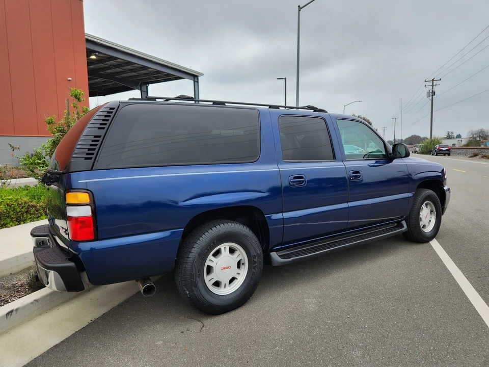 2002 GMC Yukon 2nd Gen - Image 21 of 31