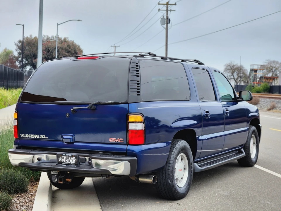 2002 GMC Yukon 2nd Gen - Image 17 of 31