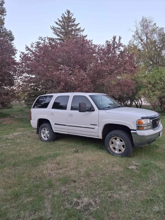 2002 GMC Yukon 2nd Gen - Image 2 of 7