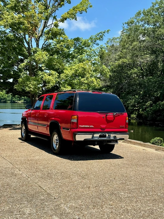 2002 GMC Yukon 2nd Gen - Image 7 of 31