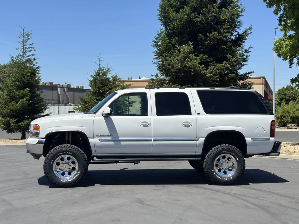 2002 GMC Yukon 2nd Gen - Image 31 of 31