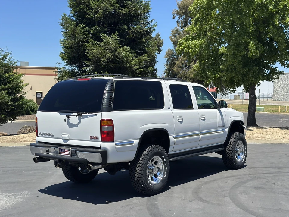 2002 GMC Yukon 2nd Gen - Image 18 of 31