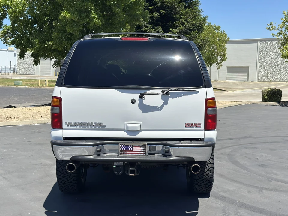 2002 GMC Yukon 2nd Gen - Image 22 of 31