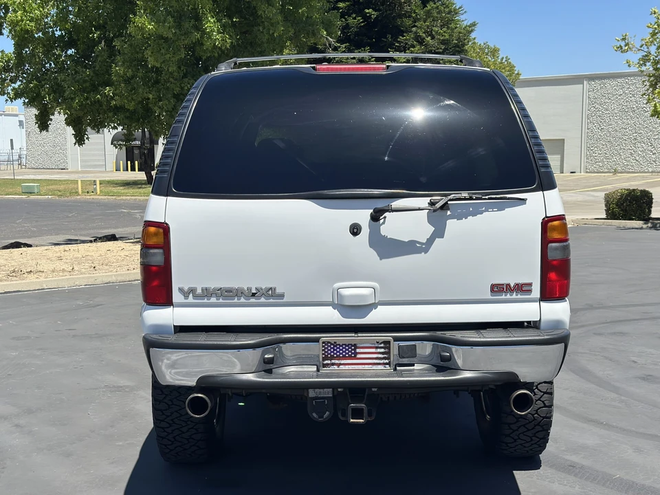 2002 GMC Yukon 2nd Gen - Image 23 of 31