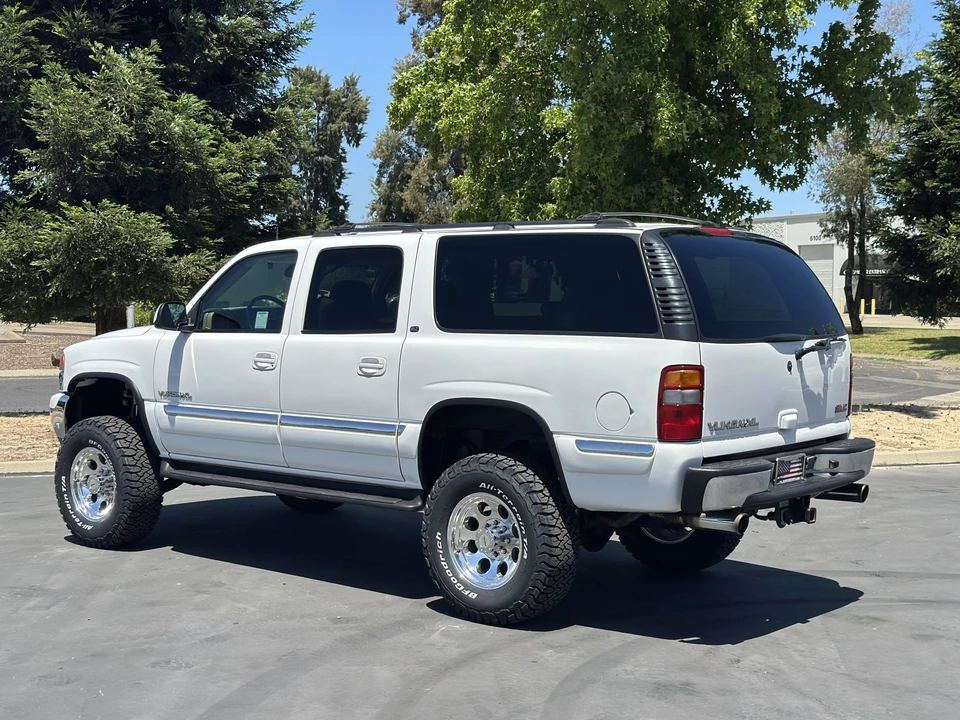 2002 GMC Yukon 2nd Gen - Image 26 of 31