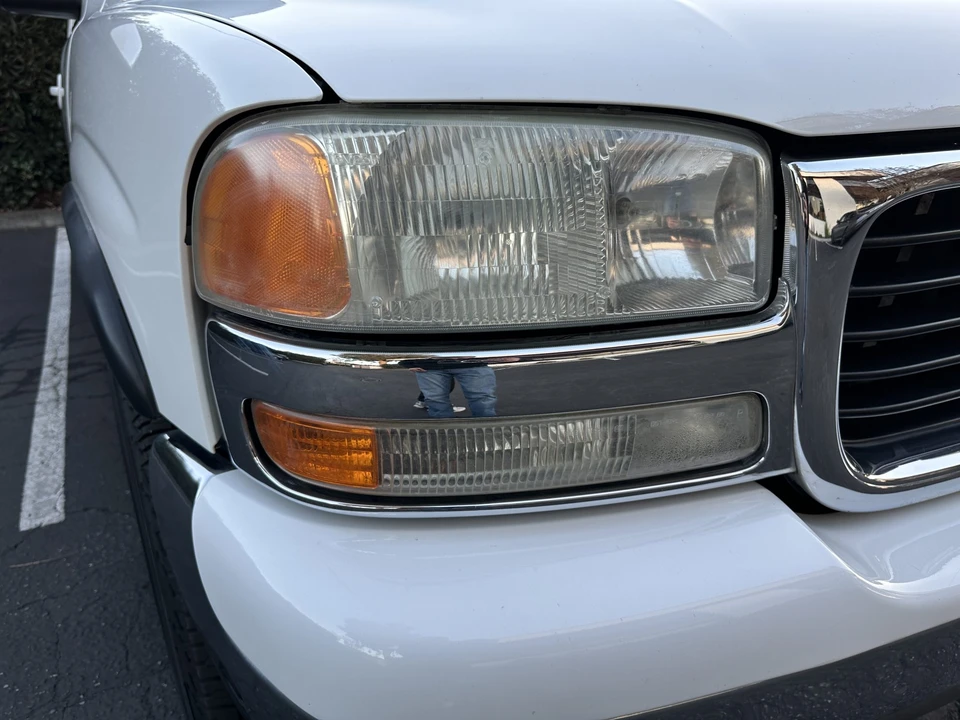 2002 GMC Yukon 2nd Gen - Image 15 of 31