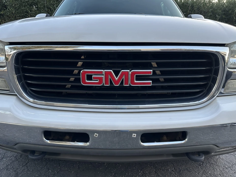 2002 GMC Yukon 2nd Gen - Image 16 of 31
