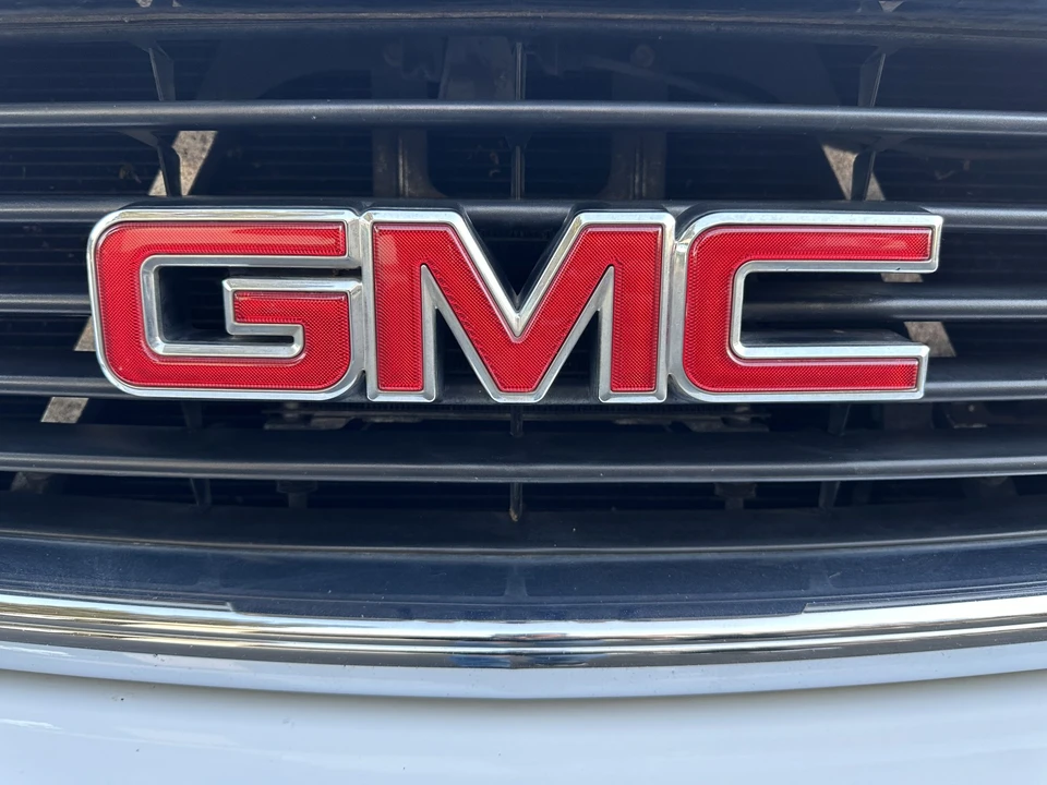 2002 GMC Yukon 2nd Gen - Image 18 of 31