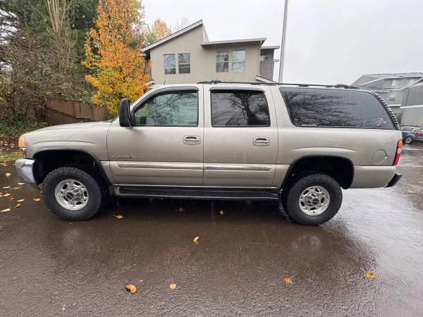 2002 GMC Yukon 2nd Gen - Image 2 of 13