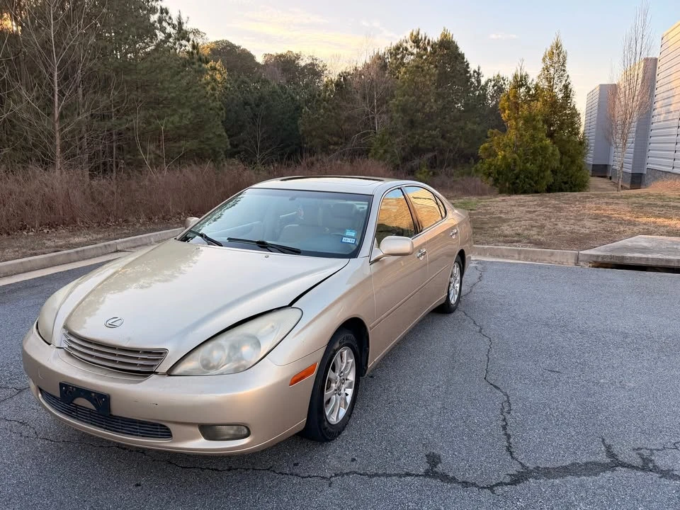 2002 Lexus ES 3rd Gen - Image 3 of 10