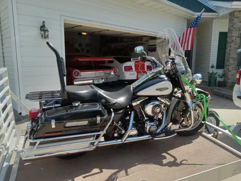 2002 Harley-Davidson FLHPI Road King Police