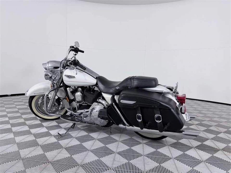 2002 Harley-Davidson Touring Twin Cam - Image 6 of 14
