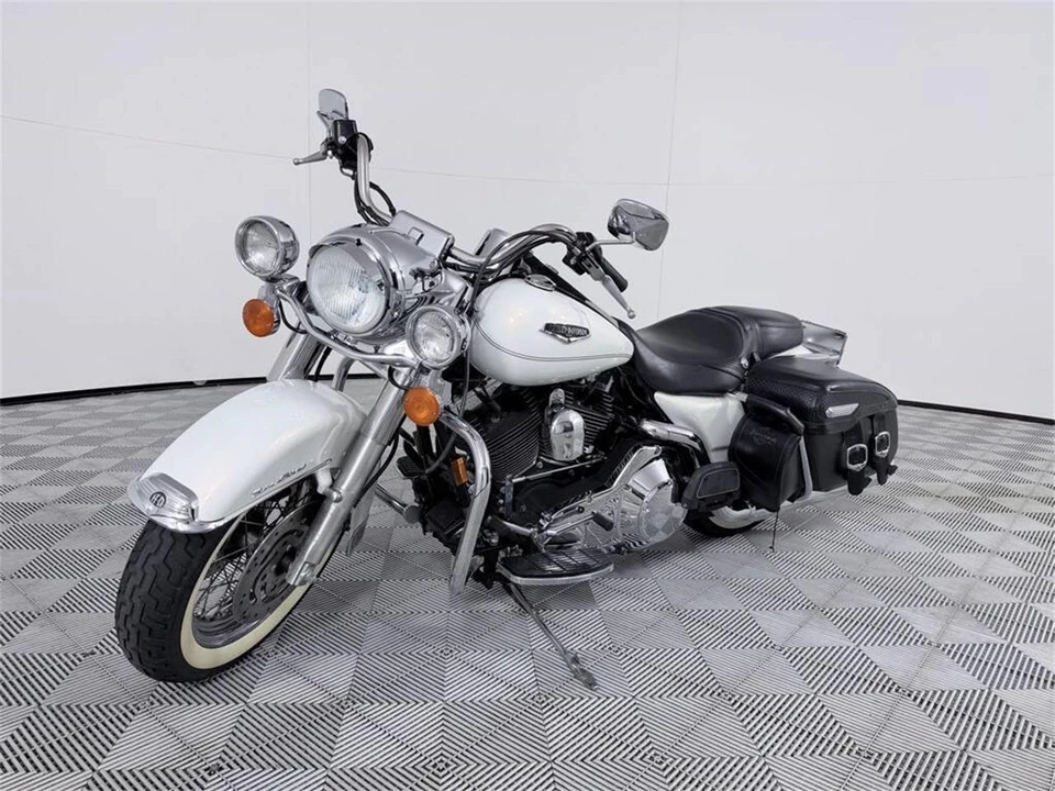 2002 Harley-Davidson Touring Twin Cam - Image 2 of 14