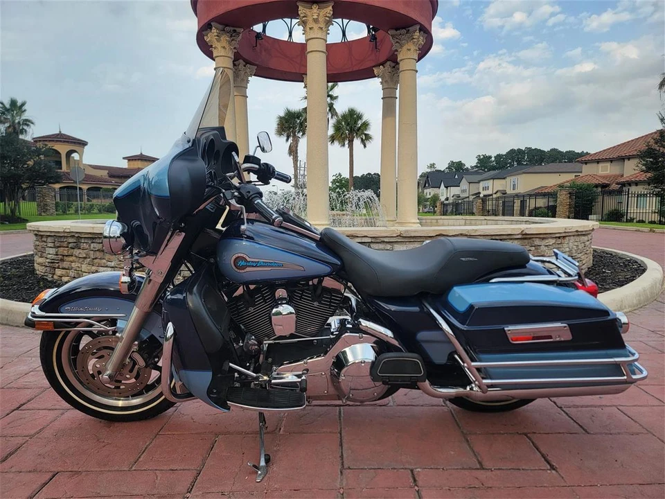 2002 Harley-Davidson Touring Twin Cam - Image 2 of 31