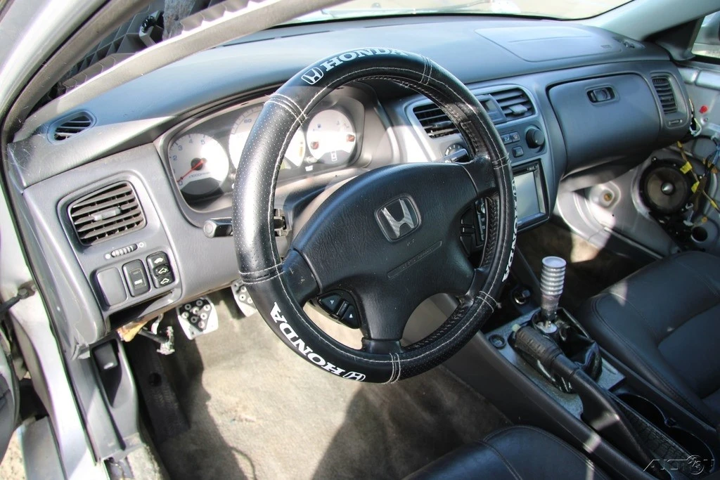 2002 Honda Accord 6th Gen - Image 13 of 21