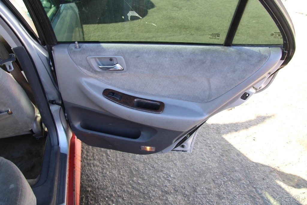 2002 Honda Accord 6th Gen - Image 16 of 21