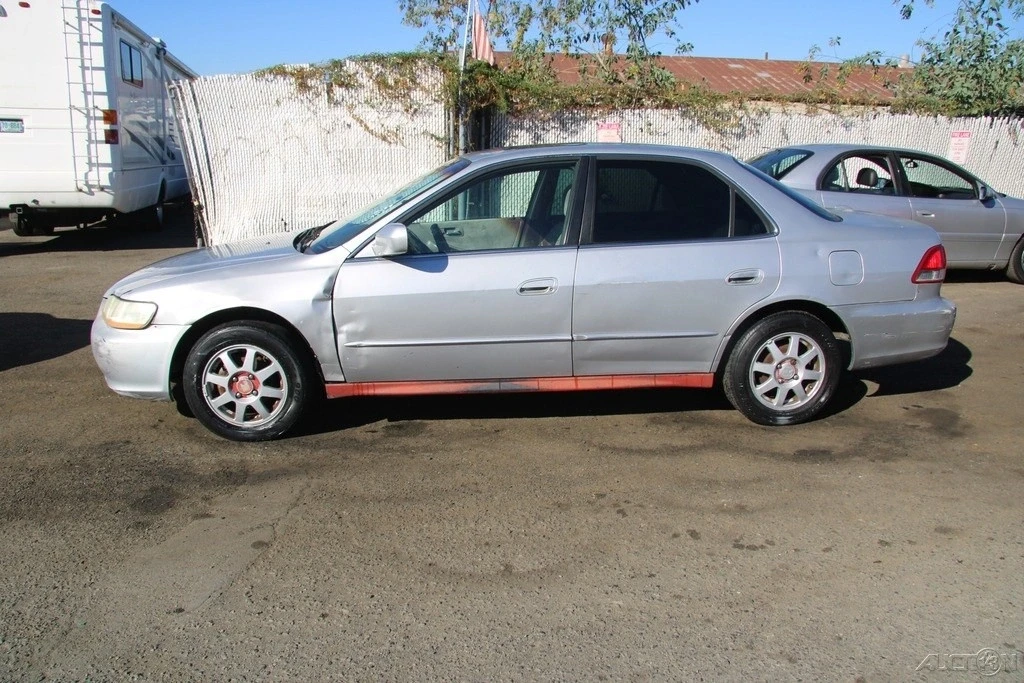2002 Honda Accord 6th Gen - Image 3 of 21