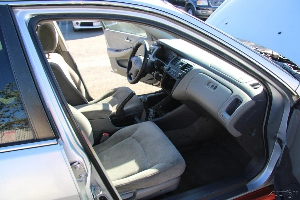 2002 Honda Accord 6th Gen - Image 19 of 21
