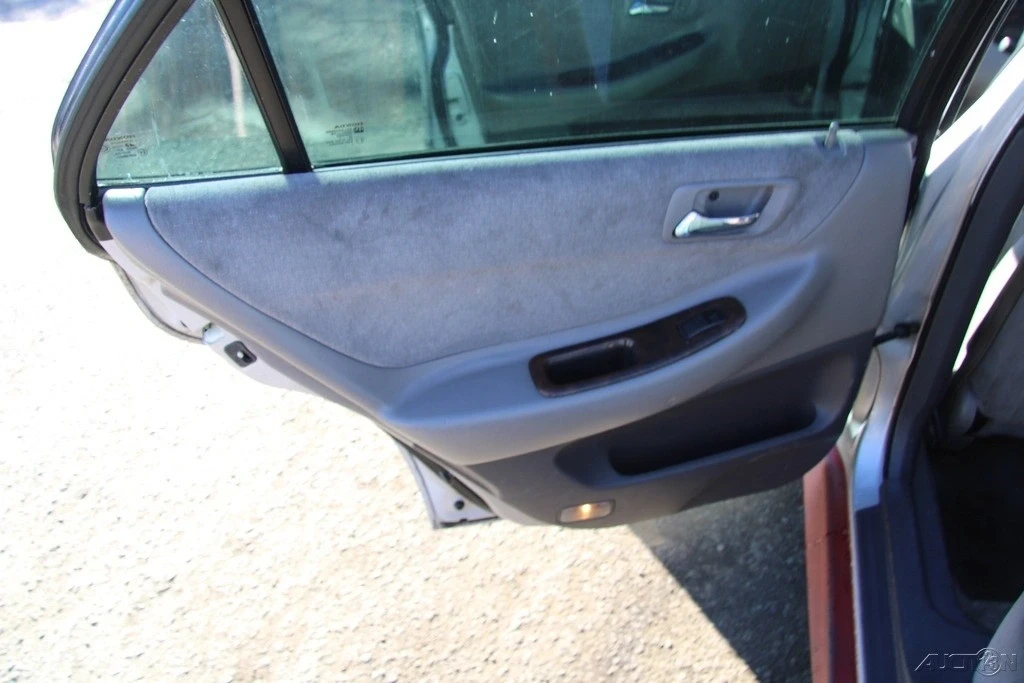 2002 Honda Accord 6th Gen - Image 14 of 21
