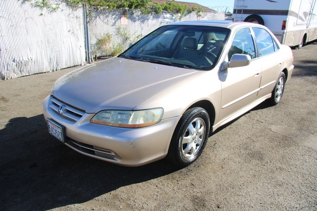 2002 Honda Accord 6th Gen - Image 2 of 21
