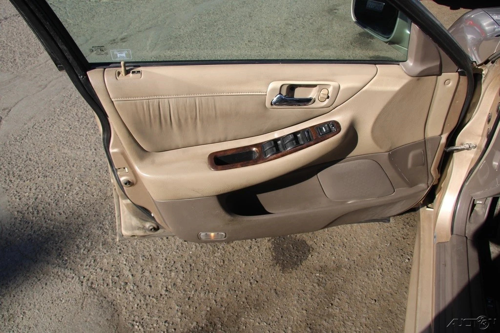 2002 Honda Accord 6th Gen - Image 14 of 21