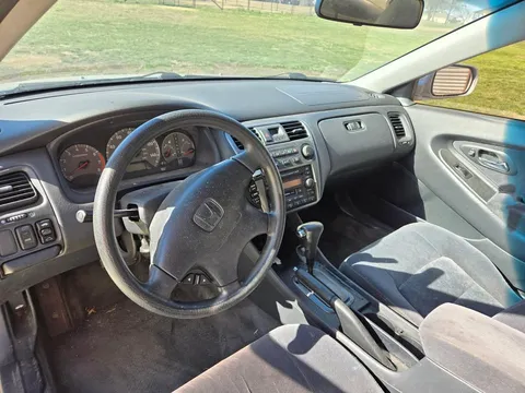 2002 Honda Accord 6th Gen - Image 4 of 5