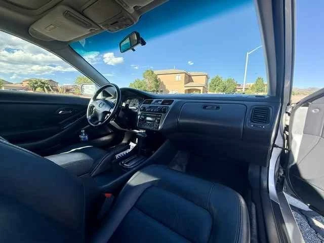 2002 Honda Accord 6th Gen - Image 13 of 16