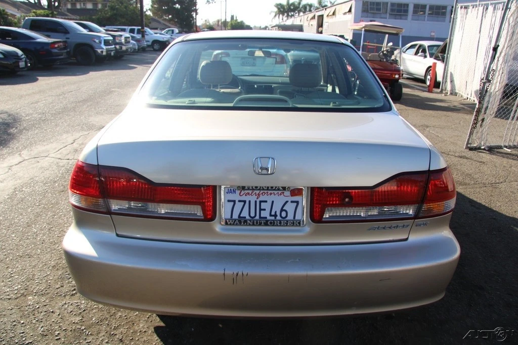 2002 Honda Accord 6th Gen - Image 5 of 21