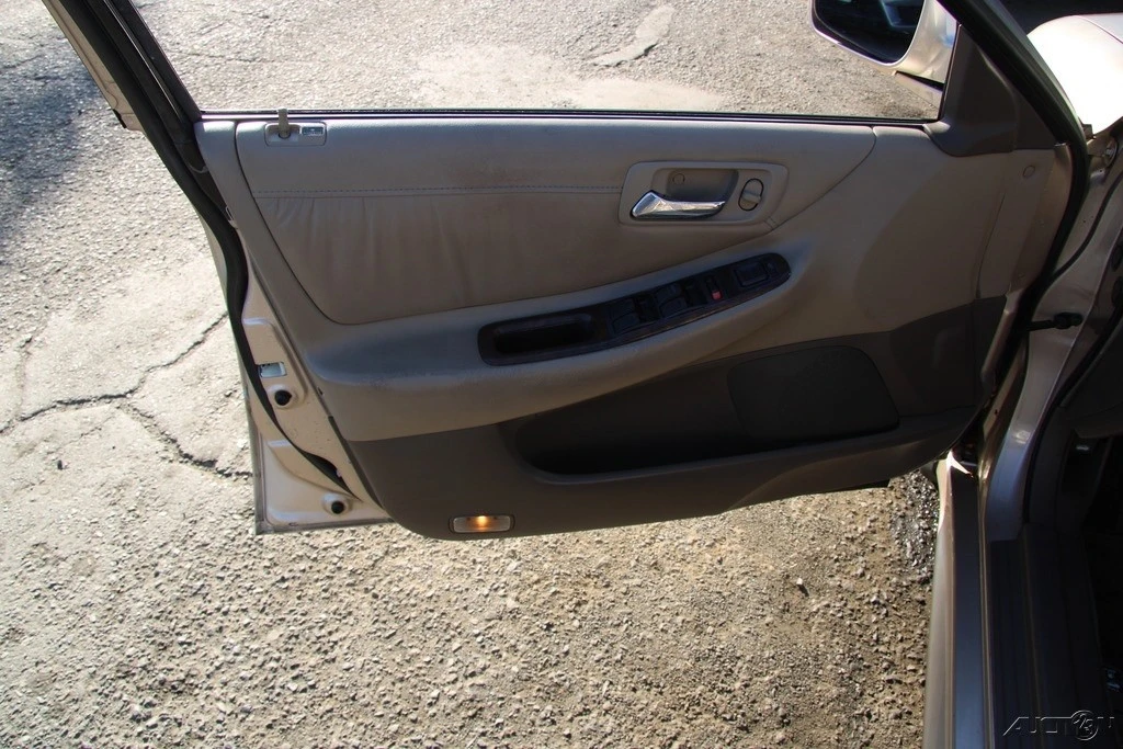 2002 Honda Accord 6th Gen - Image 12 of 21