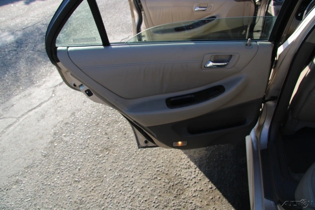 2002 Honda Accord 6th Gen - Image 18 of 21