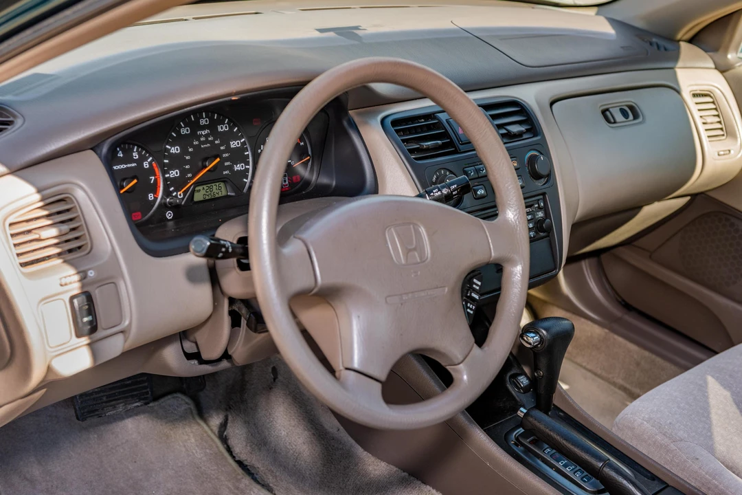 2002 Honda Accord 6th Gen - Image 13 of 31