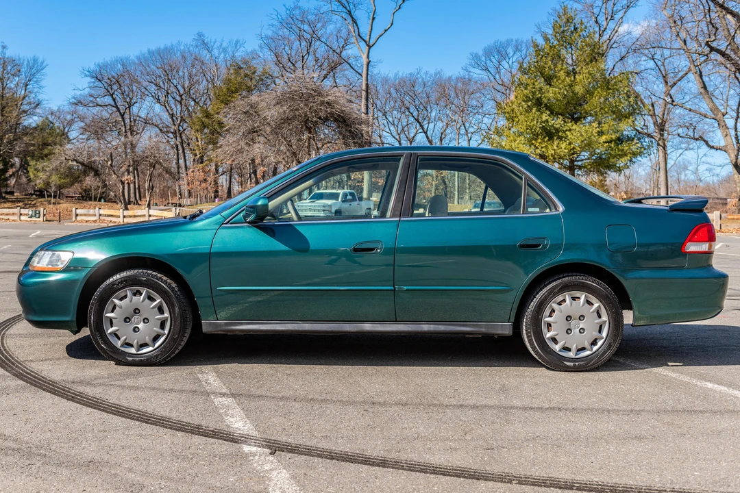 2002 Honda Accord 6th Gen - Image 3 of 31