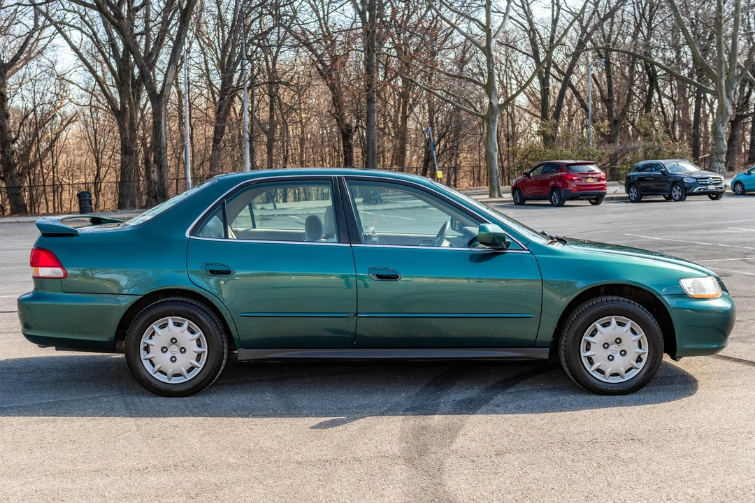 2002 Honda Accord 6th Gen - Image 8 of 31