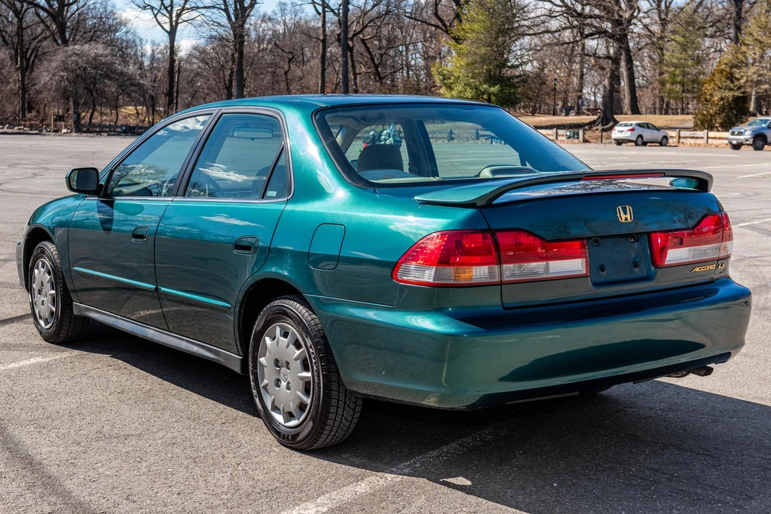 2002 Honda Accord 6th Gen - Image 4 of 31